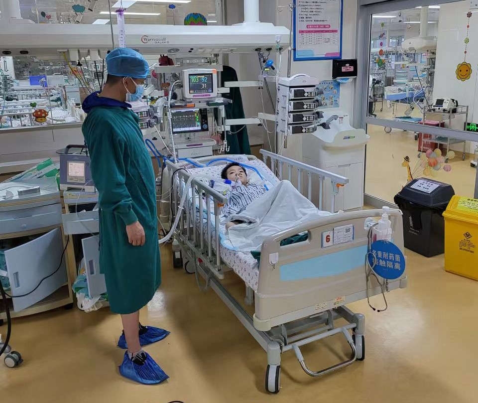 封开县跨省救护车出租公司