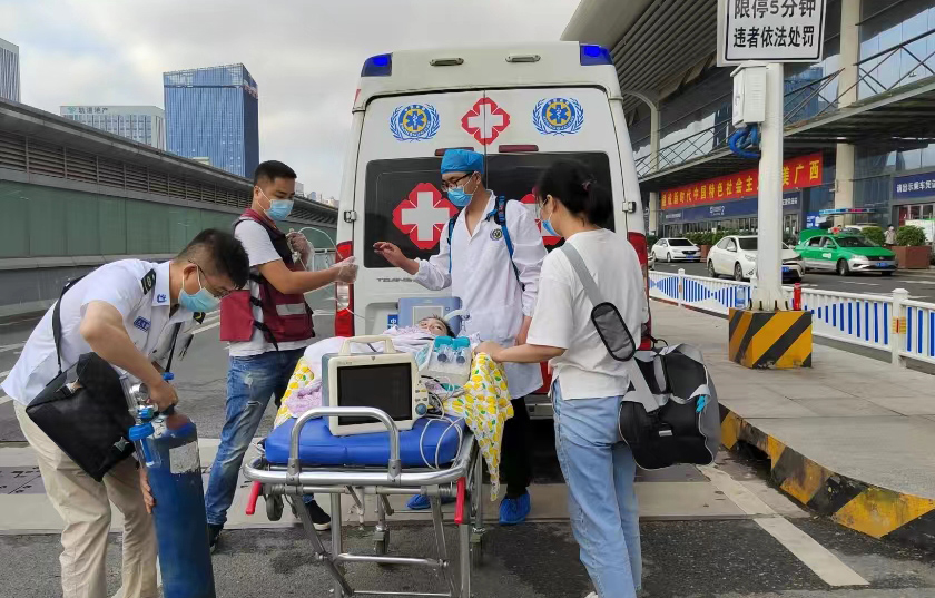 封开县救护车出租公司